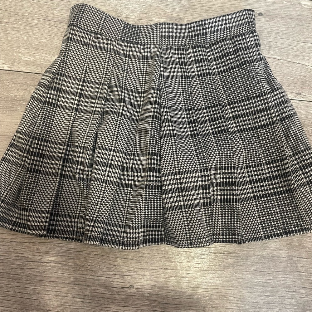 Haute Monde Black and Gray Skater Mini Skirt